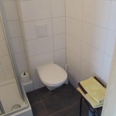 Gastezimmer Mit Nutzung Gemeinschaftskuche Rerik